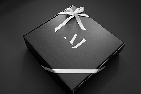 Shipping & Returns