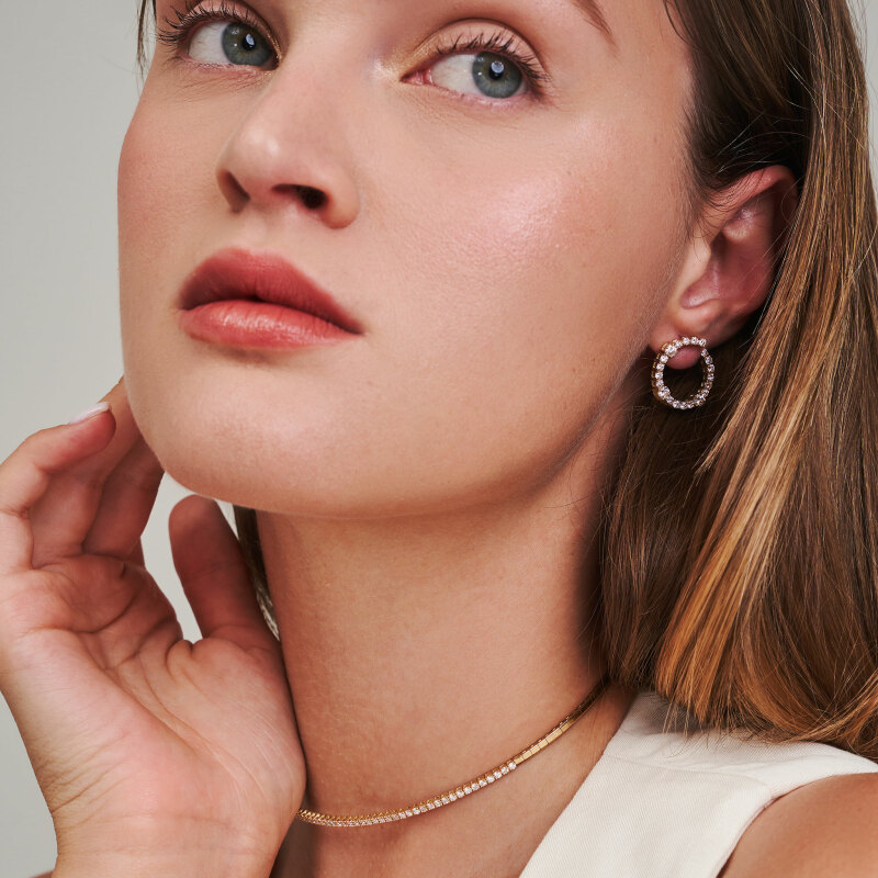 m32n1 embrace choker jewels